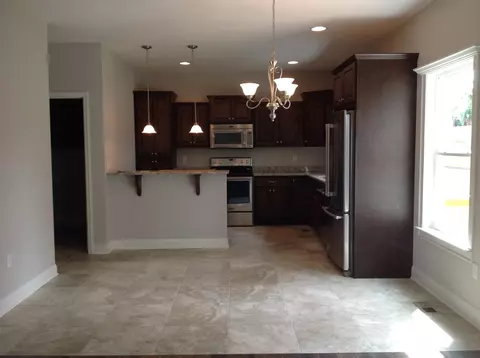8792 Walnut Leaf Dr, Ooltewah, TN 37363 photo 5