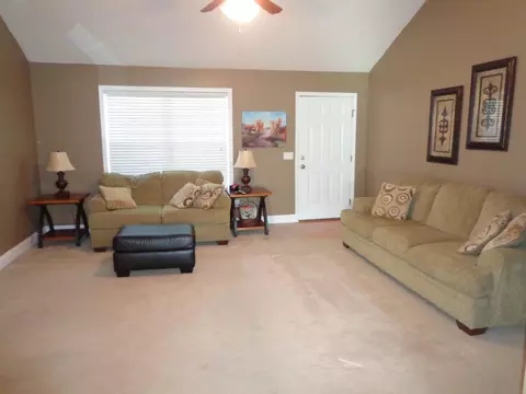 43 Willowbrook Dr, Ringgold, GA 30736 photo 3