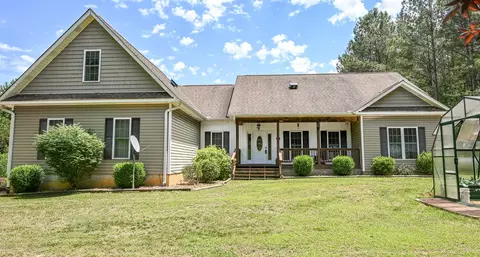 129 Bear Creek Dr, Old Fort, TN 37362