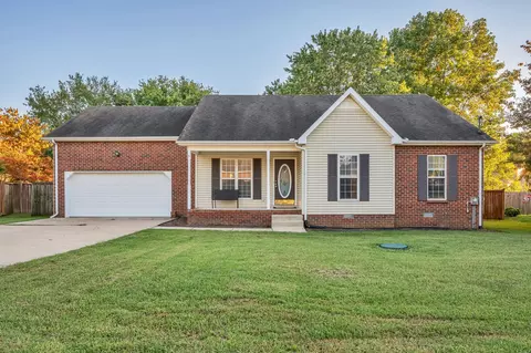 119 Riverbend Dr, Pegram, TN 37143