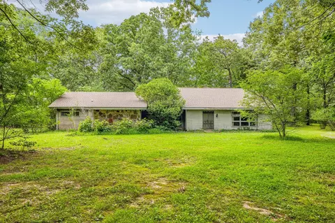 364 Cook Rd, Tullahoma, TN 37388