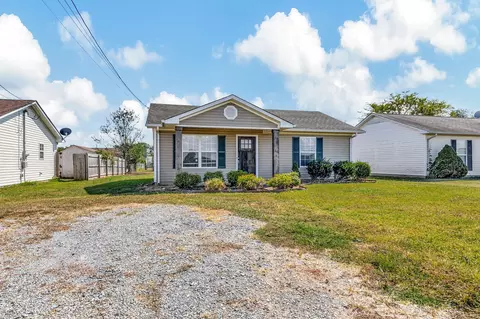 931 Stateline Rd, Oak Grove, KY 42262