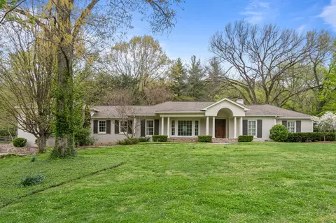 5932 Robert E Lee Dr, Nashville, TN 37215