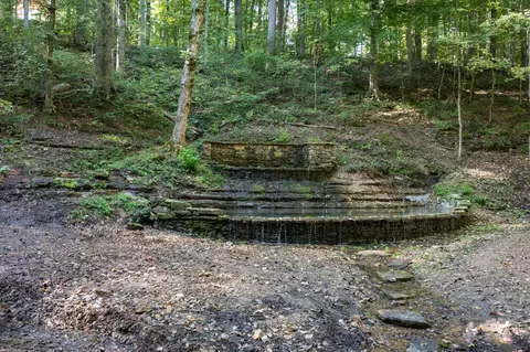 7562 Aubrey Ridge Dr, Fairview, TN 37062