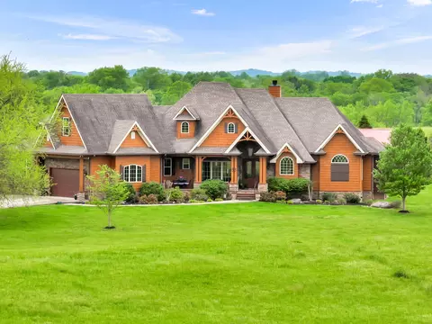 4380 Trousdale Ln, Columbia, TN 38401