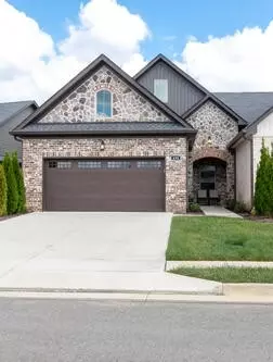 435 W Foxrun, Springfield, TN 37172 photo 1