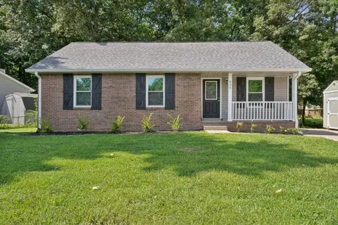 635 Miles Ct, Clarksville, TN 37042