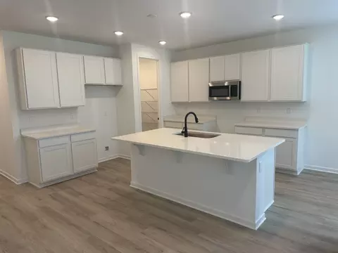 603 Maple Bend Dr, Dickson, TN 37055 photo 3