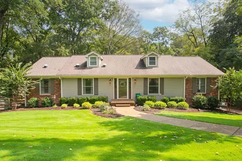 292 Raintree Dr, Hendersonville, TN 37075