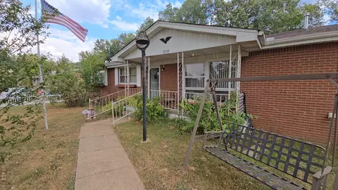 2219 Pendleton Dr, Clarksville, TN 37042