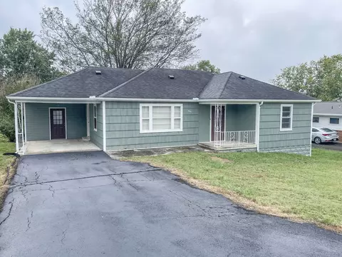 415 W Colonial St, Woodbury, TN 37190