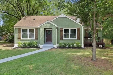 5641 Knob Rd, Nashville, TN 37209