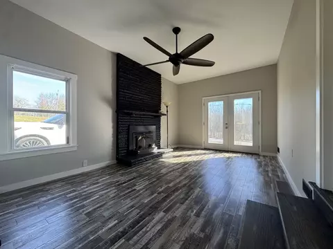 10 Ward Hollow Rd, Brush Creek, TN 38547