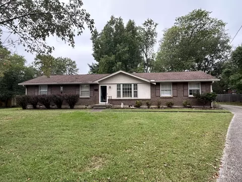 107 Wayne Ct, Hendersonville, TN 37075