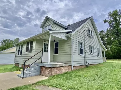 110 E Main St, Loretto, TN 38469 photo 2