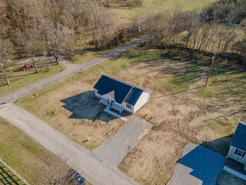 2101 Duke Hamilton Way, Belfast, TN 37019