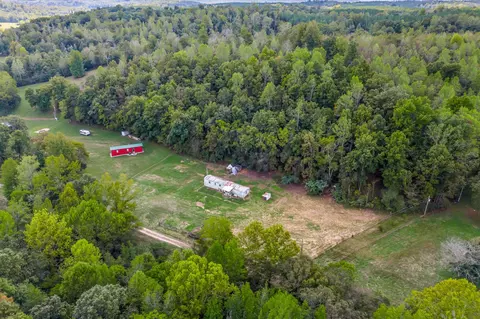 7023 Whites Hollow Rd, Nunnelly, TN 37137