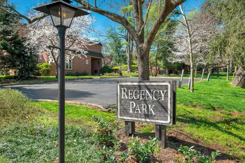 668 Timber Ln #668, Nashville, TN 37215