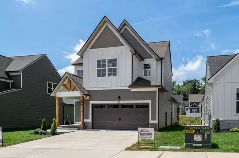 579 Centre St, Pleasant View, TN 37146