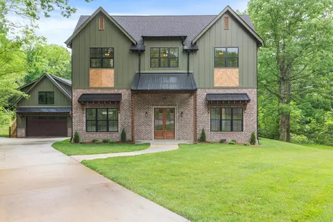 3061 Baggett Trl, Signal Mountain, TN 37377