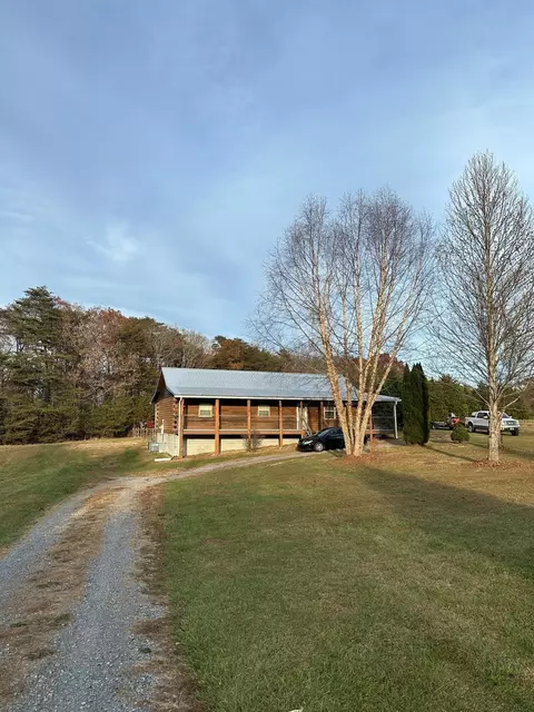 360 Henson Gap Rd, Soddy Daisy, TN 37379