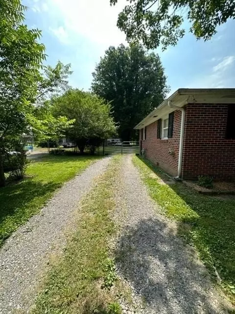 614 Phillips Ave, Jasper, TN 37347 photo 7