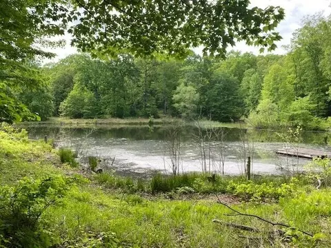 350 Stagecoach Rd, Sewanee, TN 37375