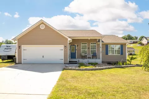 147 SE Heather Oaks Trl, Cleveland, TN 37323