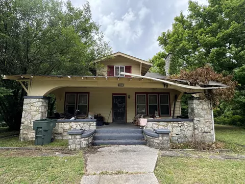 1515 N Chamberlain Ave, Chattanooga, TN 37406