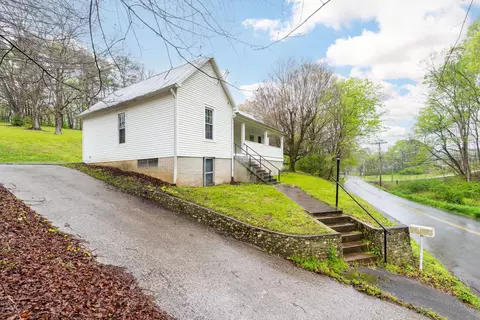 1075 NE Tasso Ln, Cleveland, TN 37312
