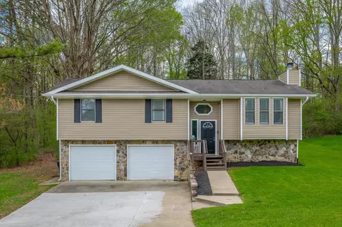 443 Smoketree Cir, Ringgold, GA 30736