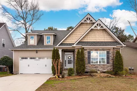 7048 Arbor Leaf Ln, Chattanooga, TN 37421