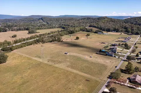 301 Hass Rd, Jasper, TN 37347