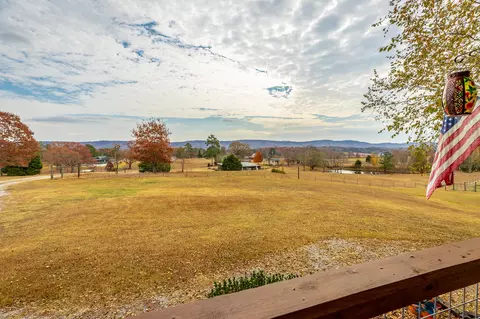 1116 Mcintire Rd, Rock Spring, GA 30739 photo 4