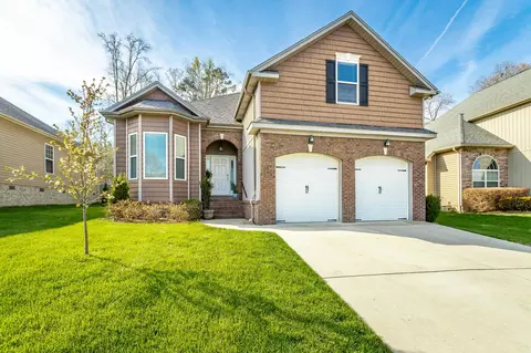 2249 Lake Mist Dr, Chattanooga, TN 37421