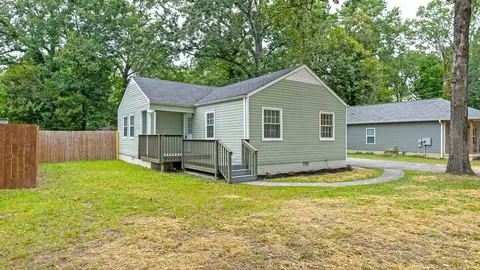 623 N Moore Rd, Chattanooga, TN 37411