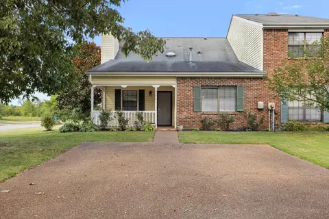 6599 Hickory Meadow Dr, Chattanooga, TN 37421