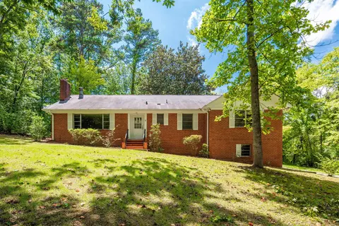 1521 S Rugby Pl, Chattanooga, TN 37412