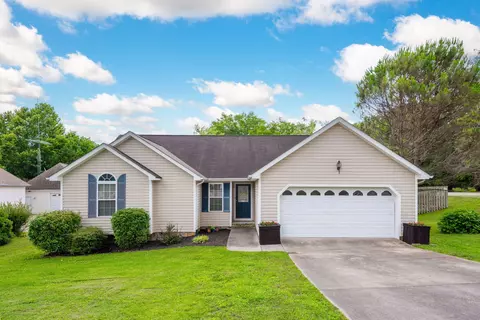 5712 Sundown Ct, Ooltewah, TN 37363