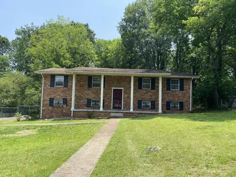 3816 Arrowrock Rd, Chattanooga, TN 37406