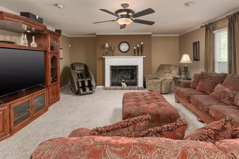 9237 Evening Shadow Dr, Chattanooga, TN 37421 photo 5