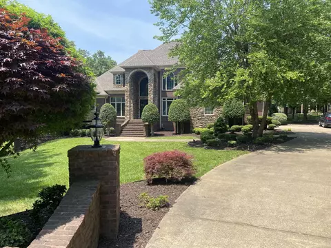 706 Castleview Dr, Chattanooga, TN 37421 photo 2