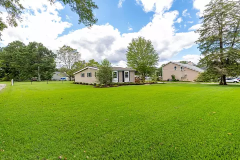 8220 Iris Dr, Chattanooga, TN 37421 photo 1