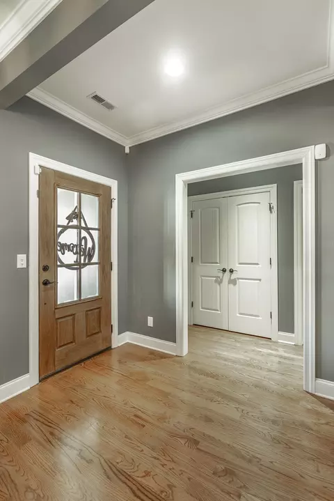 9018 Silver Maple Dr, Ooltewah, TN 37363 photo 3