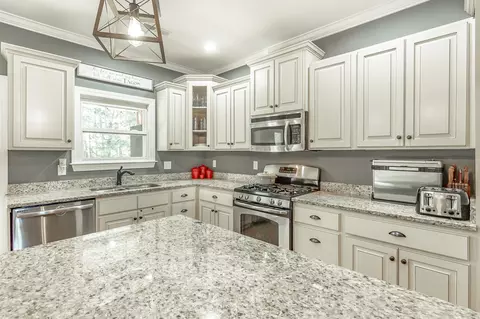 9018 Silver Maple Dr, Ooltewah, TN 37363 photo 7