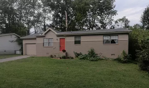 8315 Iris Rd, Chattanooga, TN 37421 photo 1