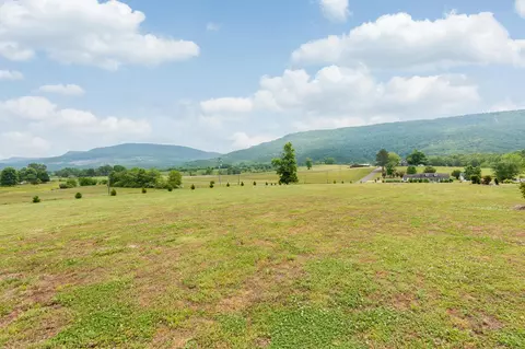 8299 E Valley Rd, Dunlap, TN 37327 photo 9