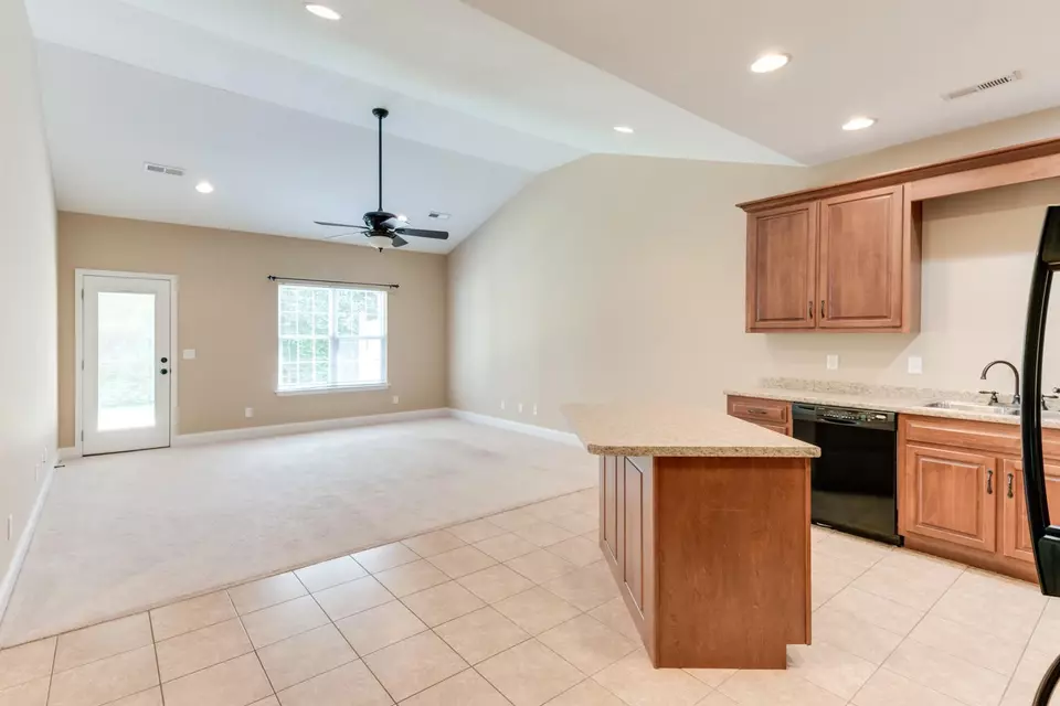  6825 Village Lake Cir, Chattanooga, TN 37412 photo 10