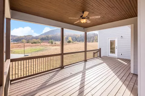 7650 Maplehurst Dr, Ooltewah, TN 37363 photo 5