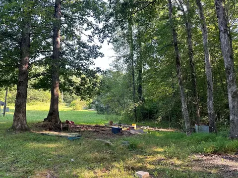 4 Prater Rd, Pikeville, TN 37367